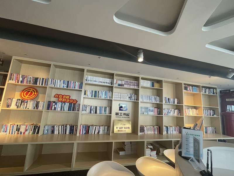 Xiamen Jalsa has a strong learning atmosphere